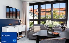 H11 Aparthotel